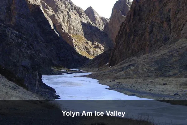 Yolyn Am Ice Valley