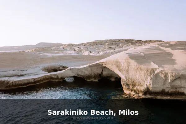 Sarakiniko Beach, Milos